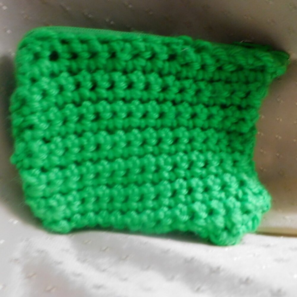 New Lime Green crocheted change purse with zipper and keyring